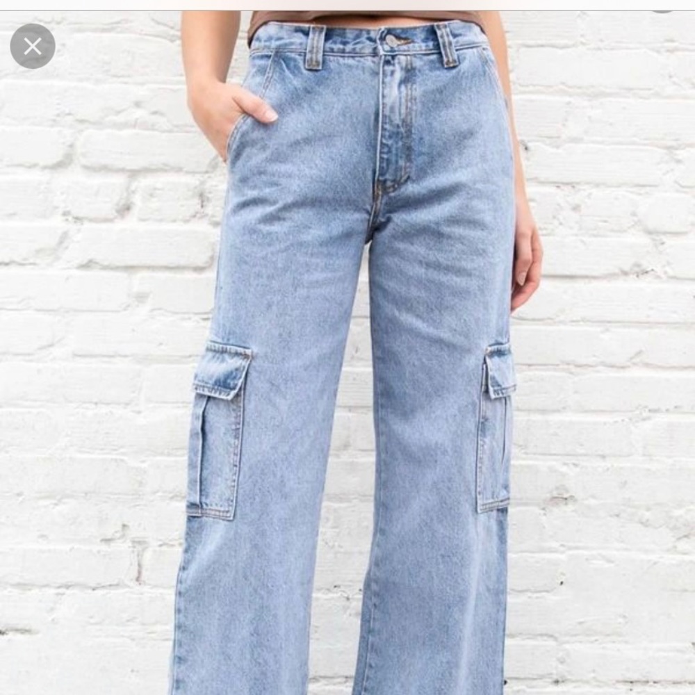 Brandy Melville Tatum cargo  jeans light wash blue